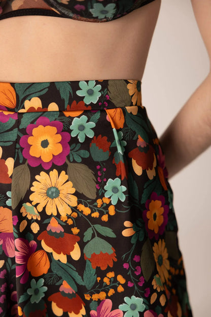 Iris Short - Floral Satin