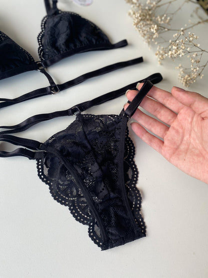 Strappy Set